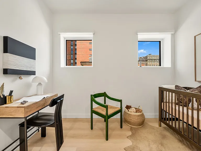 1975 Madison Ave #311 — Photo 7