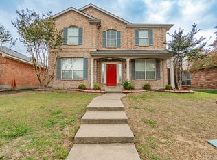 824 Parker Dr, Mesquite, TX 75181