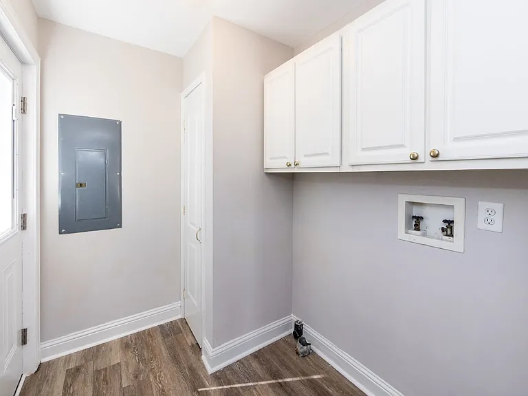 814 King Arthur Dr — Photo 14