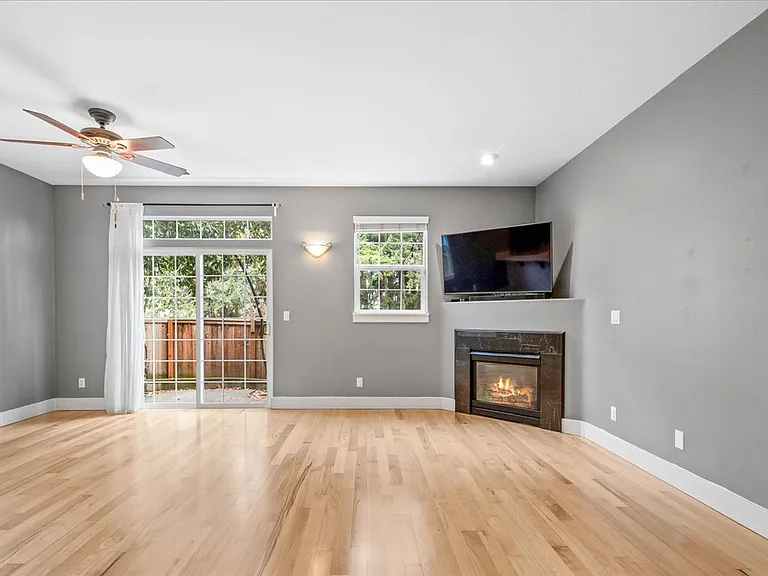 15255 SW Jasper Ln — Photo 3