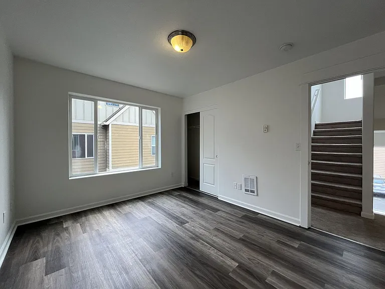 1517 SE 127th Ave #9 — Photo 22