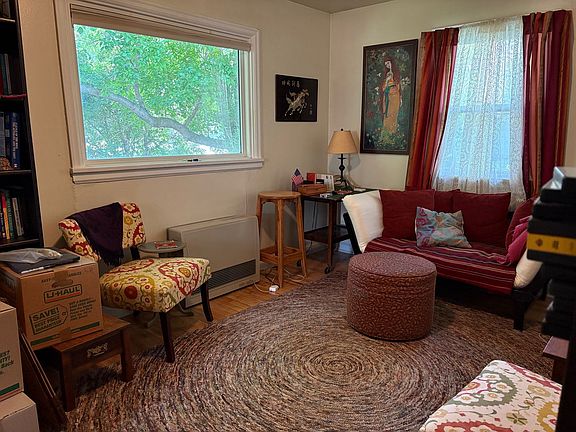 4th image of 420 N Yellowstone St APT 1