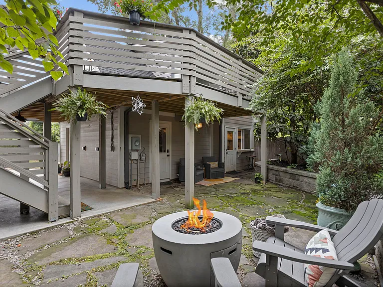 Fire pit Area in the lush garden