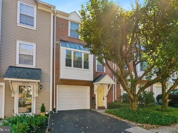 18221 Paladin Dr, Olney, MD 20832