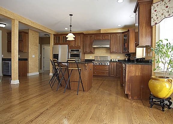 5th image of 12864 Barrow Ln