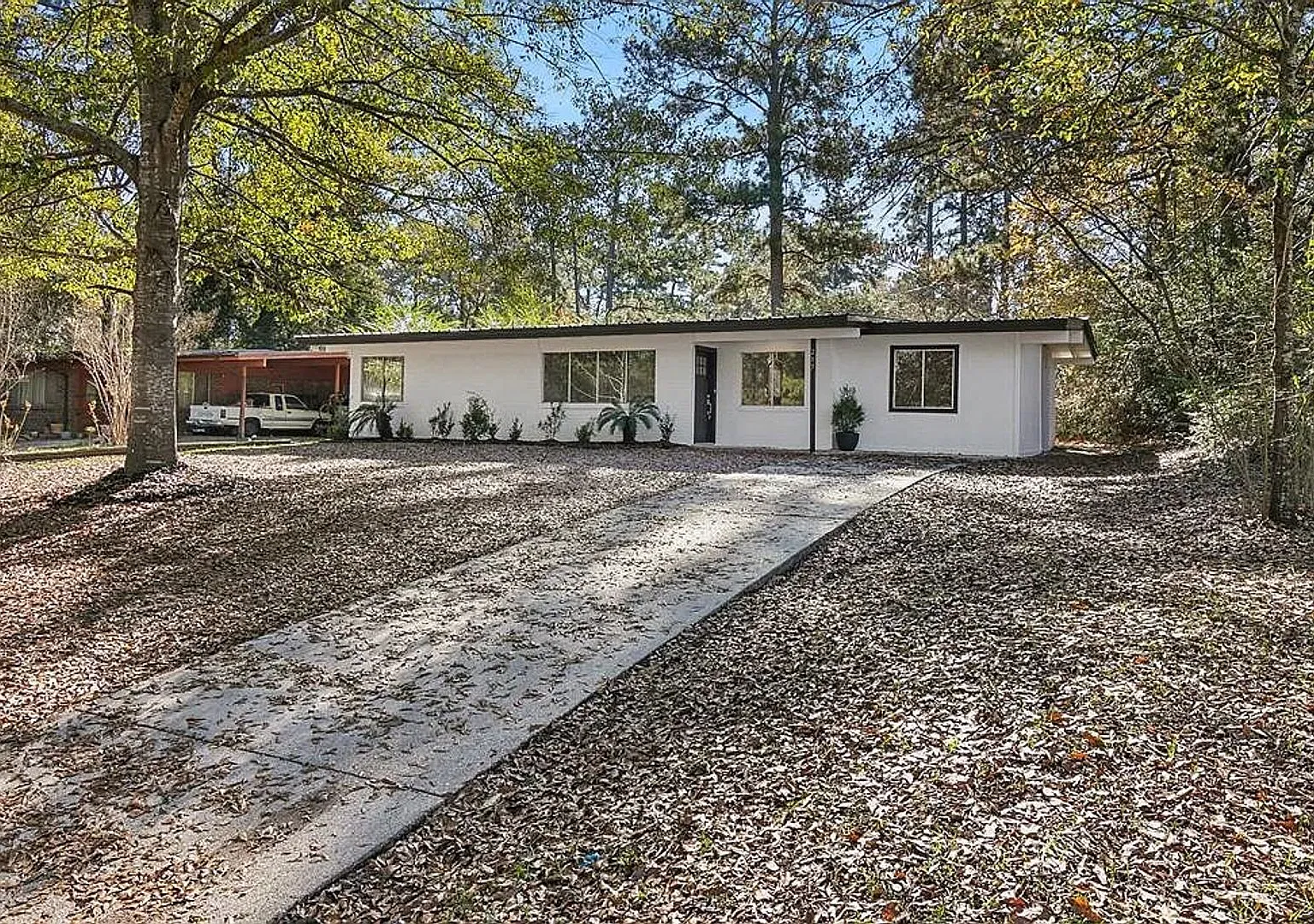 217 Tonahill, Jasper, TX 75951 — Photo 2