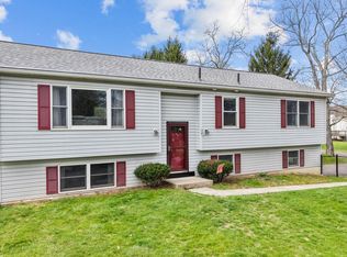 75 McFadden Rd, Apalachin, NY 13732