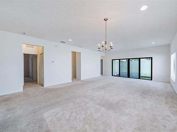 4th image of 4782 Corrado AVE