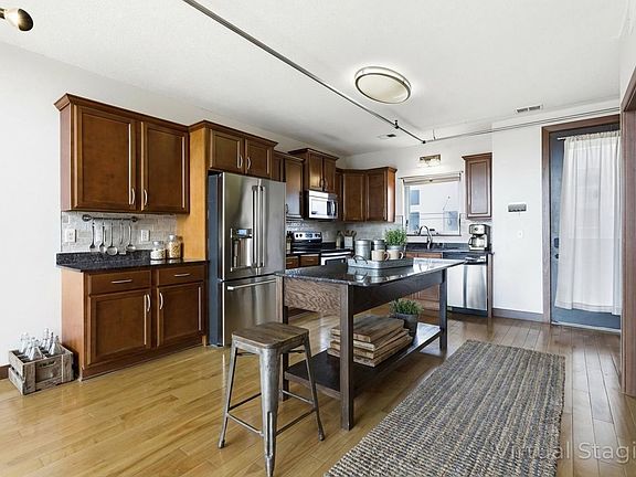 2nd image of 521 S 7th St Unit 707