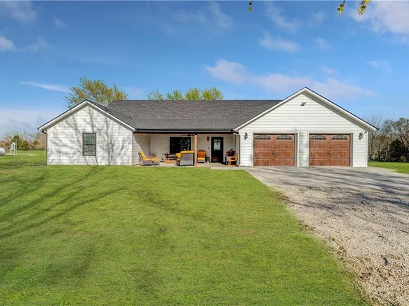 3459 Georgia Rd, Pomona, KS 66076