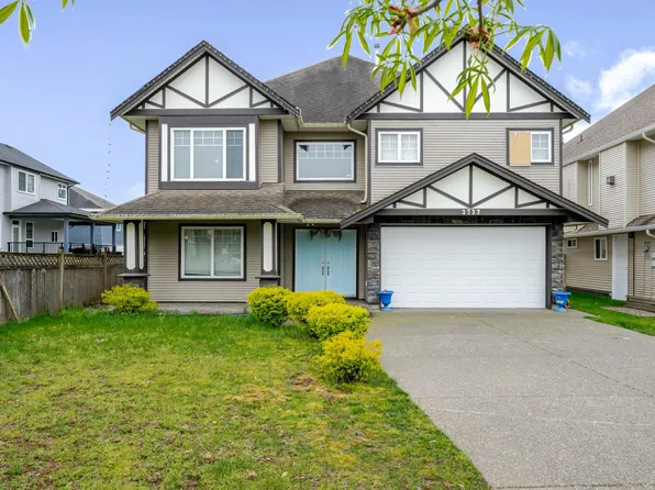 2737 Carriage Ct, Abbotsford, BC V4X 0A3