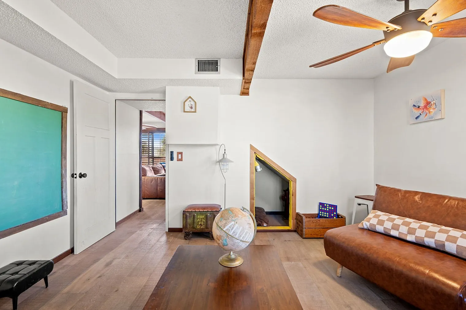 4 bed, 2.0 bath, $5,626 — Photo 3