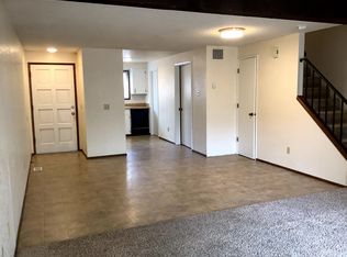 329 S 40th Pl APT A, Springfield, OR 97478