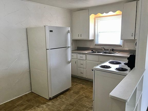 5th image of 265 E Granville St APT A