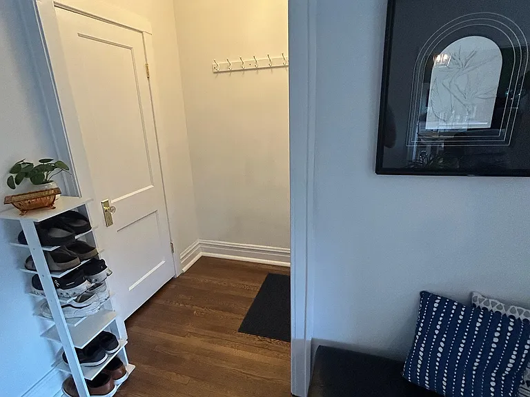 541 W Brompton Ave #3N — Photo 25
