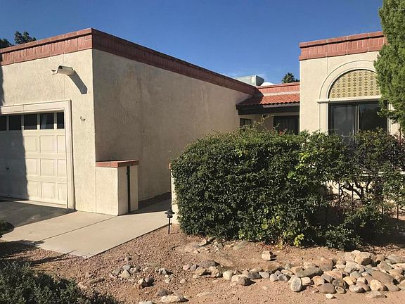 3rd image of 860 W Safari Dr