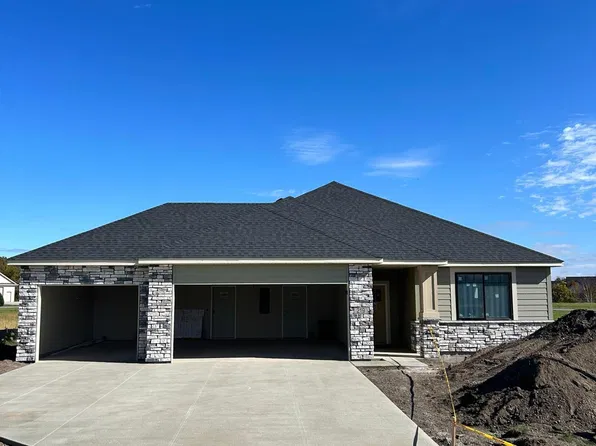 219 Double Eagle Dr, Mankato, MN 56001
