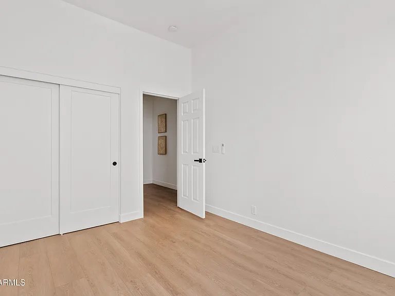 2912 N 114th Dr — Photo 12