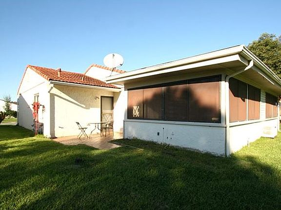 3rd image of 5422 Memorial Dr