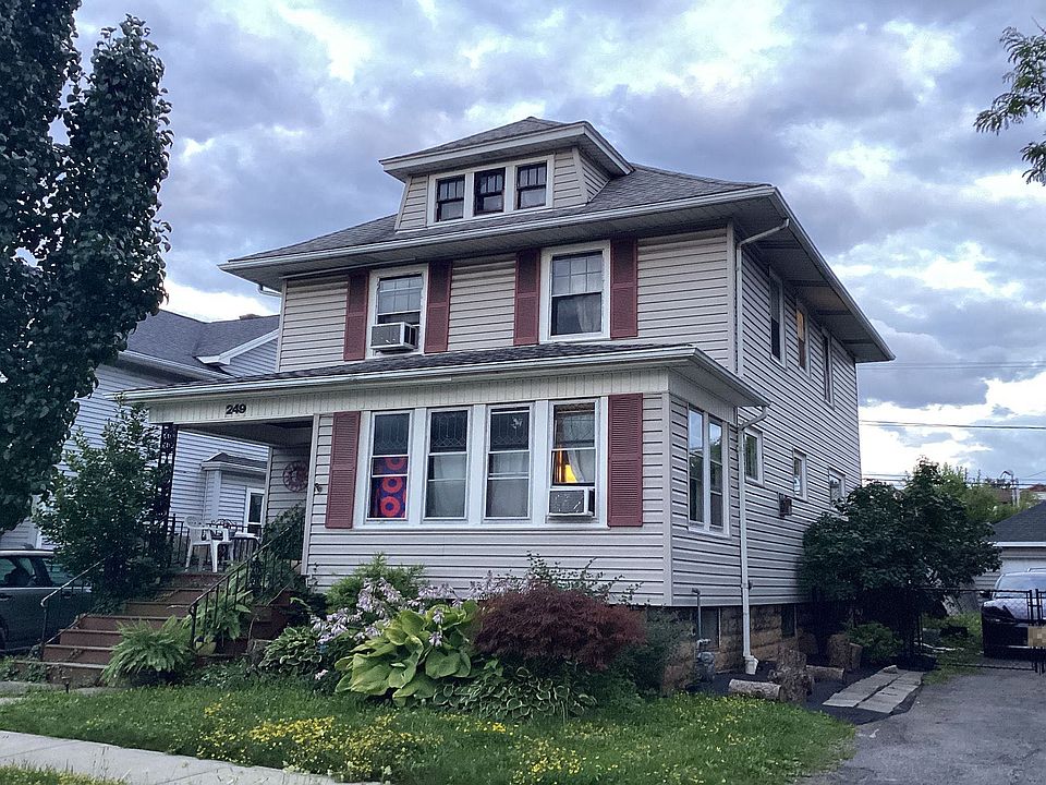 1st image of 249 E Hazeltine Ave