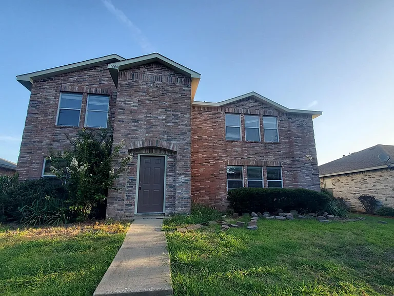 1400 Coral Reef Ln — Photo 11