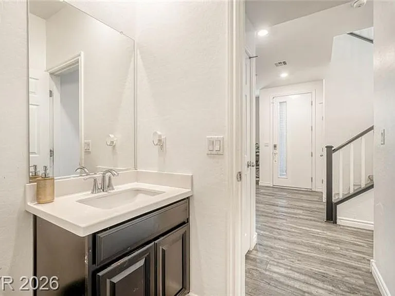 3135 Hazy Hills Ave — Photo 5