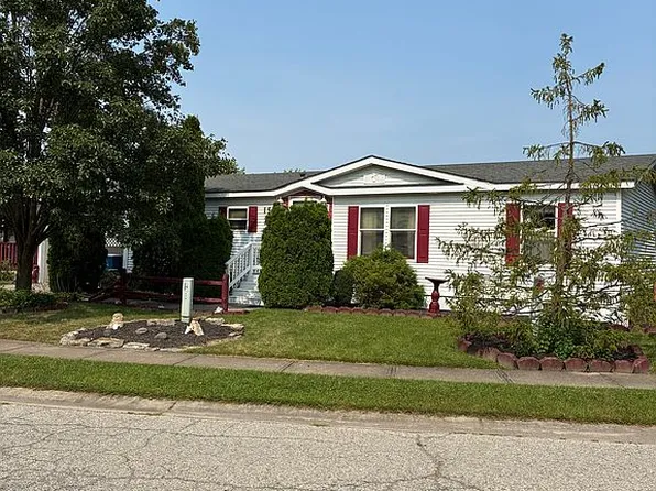 159 Natasha Dr, Noblesville, IN 46062
