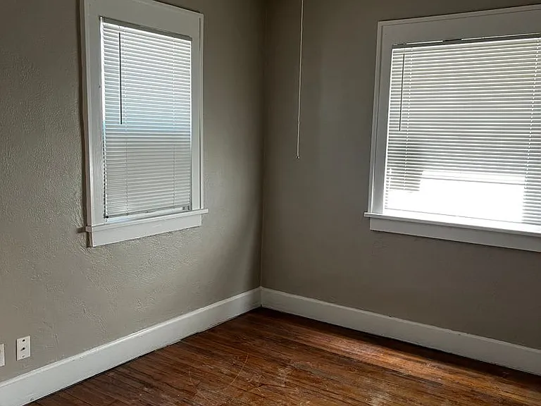 1541 Whittier Street — Photo 5