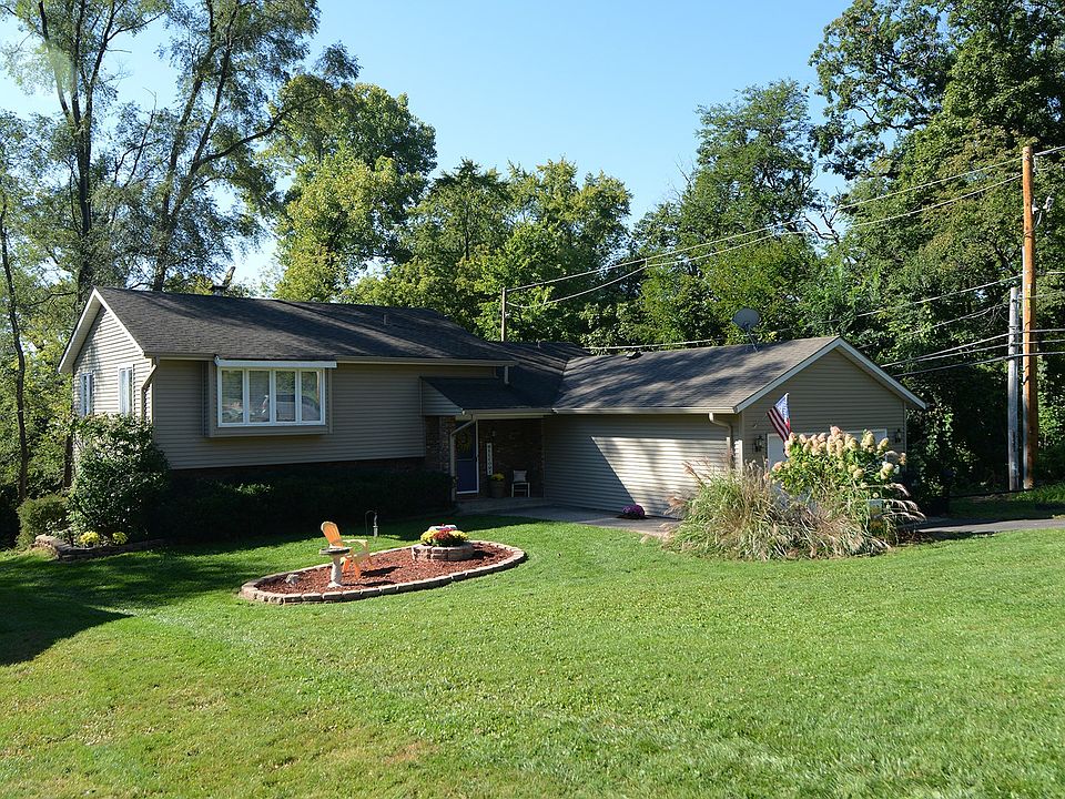 1st image of 1015 Edgewood Dr