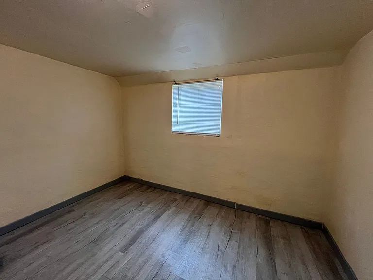 289 N Wall St — Photo 11