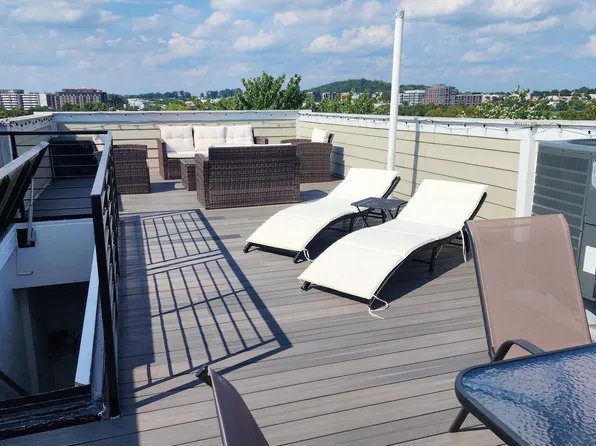 1509 D St NE #2, Washington, DC 20002