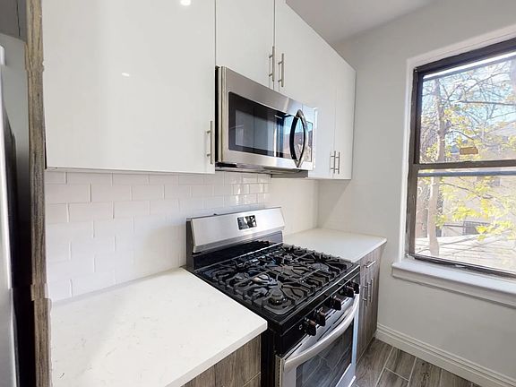 2nd image of 1862 E 14th St APT 2G