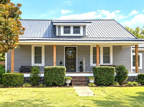 15694 Main St, Town Creek, AL 35672