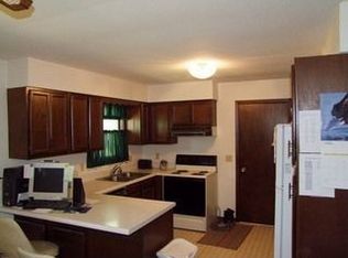 448 W Jensen St, Newell, IA 50568