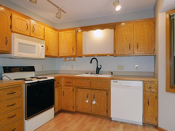 2nd image of 9125 James Ave N