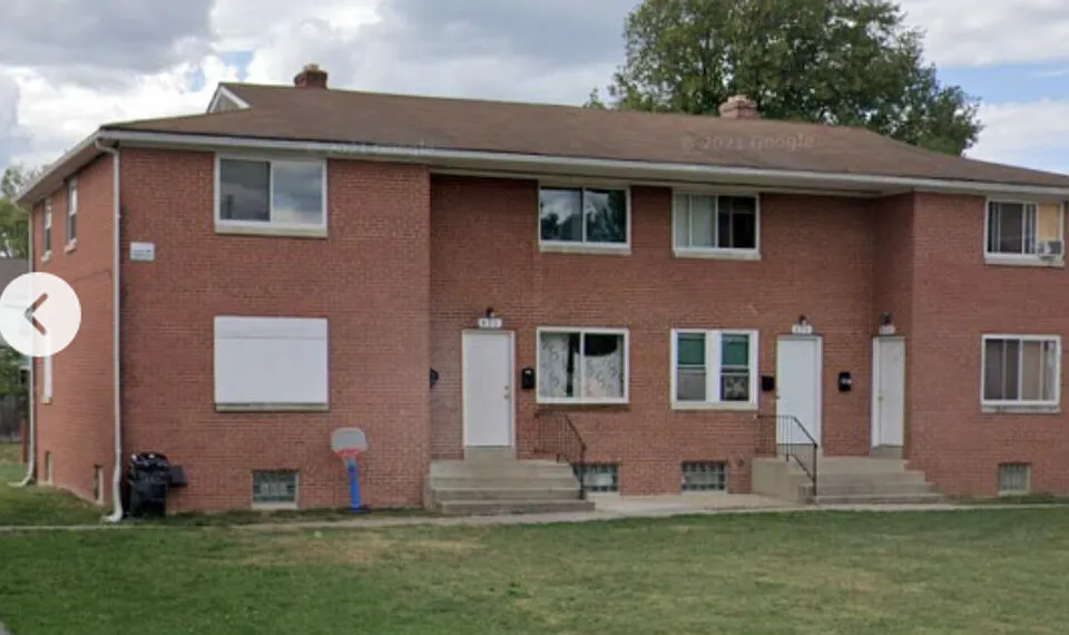 807 Manning Ave #829