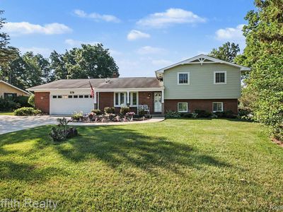 578 E Coon Lake Rd, Howell, MI, 48843