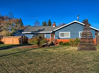 636 Loma Vista Dr, Redding, CA 96002