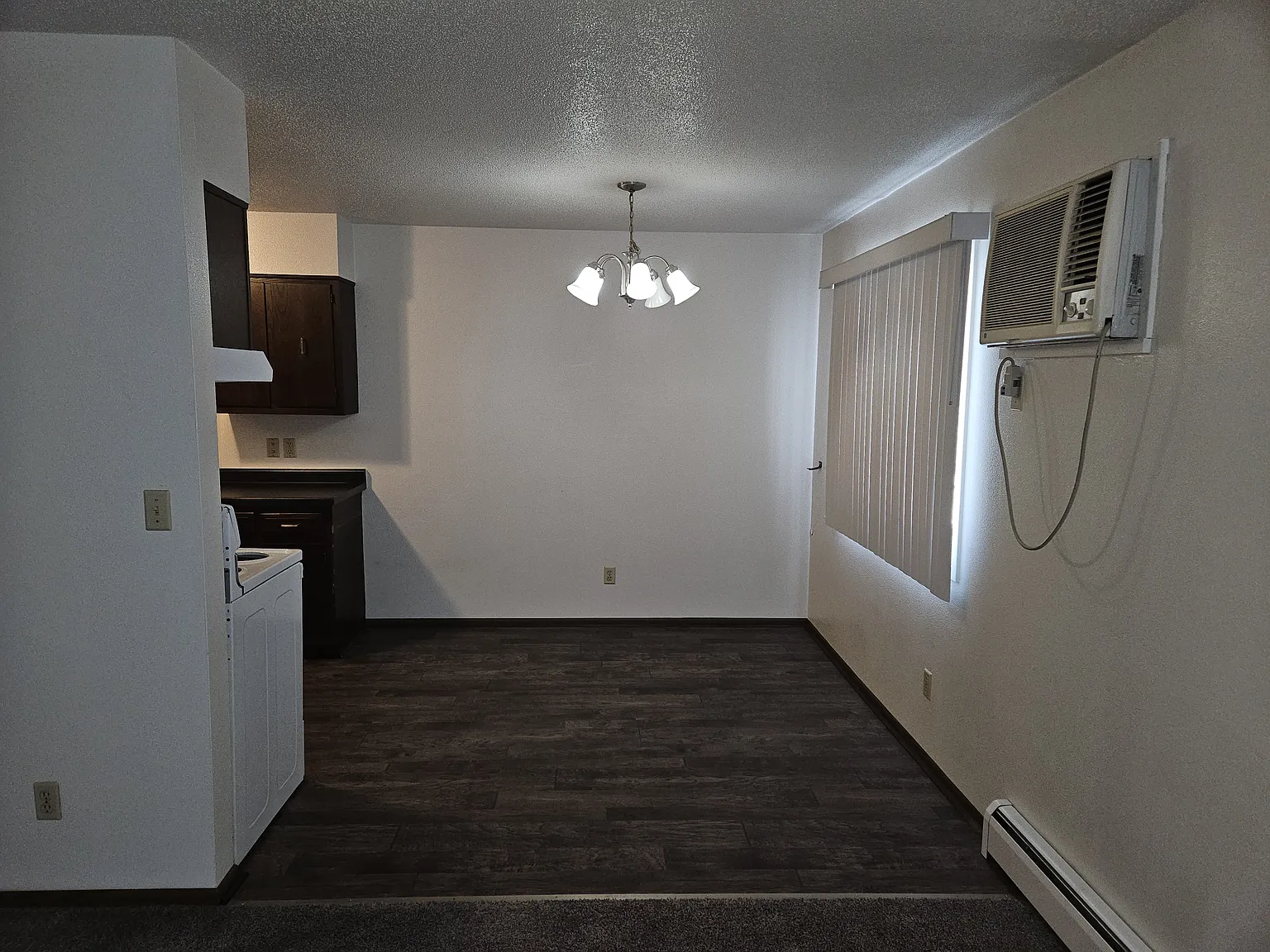 1144 Langley Road — Photo 4