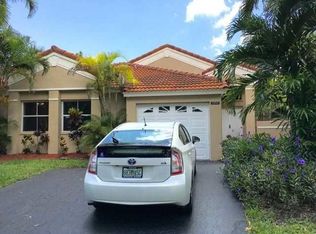11856 SW 90th Ter, Miami, FL 33186