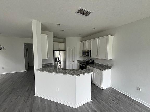 5th image of 2024 Estancia Cir