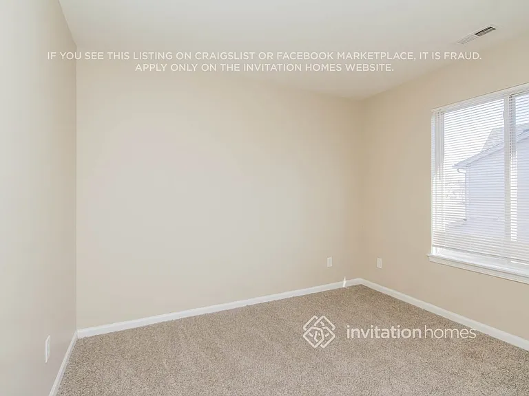 353 Richmond Dr — Photo 13