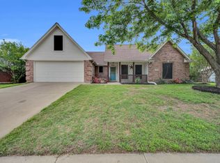 514 Wild Springs Dr, Midlothian, TX 76065