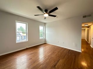 43 E 23rd St APT 5, Chester, PA 19013