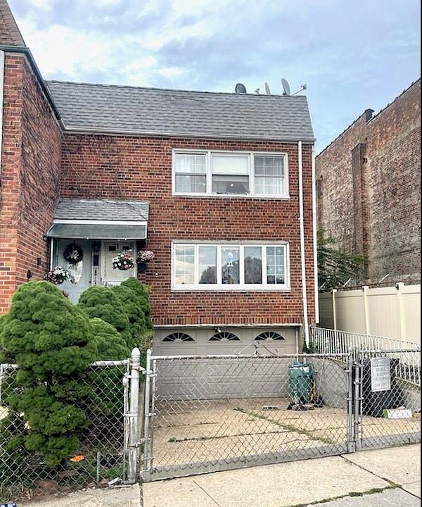 1st image of 10343 Woodhaven Boulevard