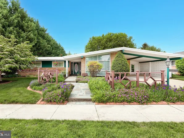 100 West Ave, Hanover, PA 17331