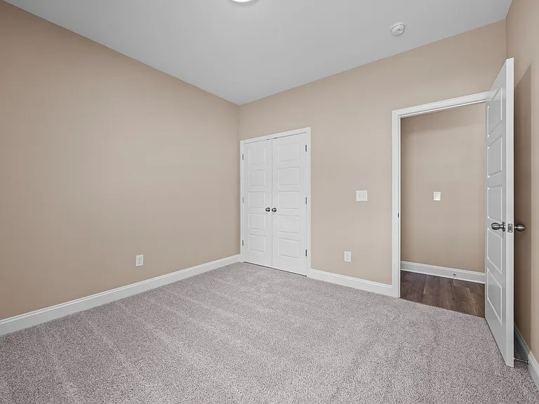 55 Leisure Ln — Photo 32