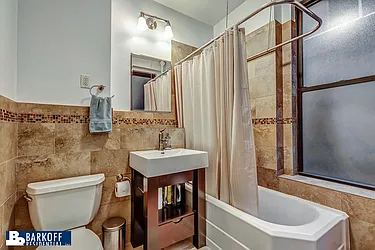 Rented by Barkoff Residential 