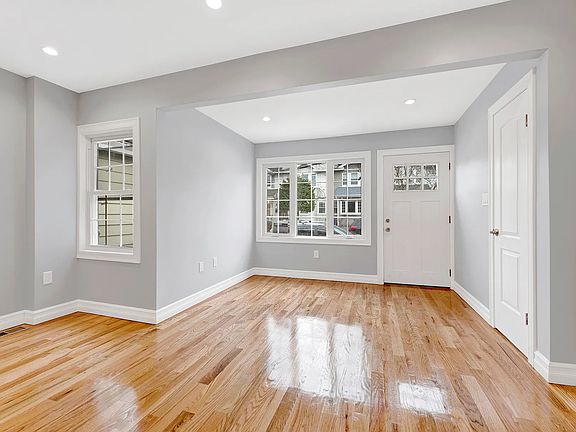 5th image of 92-22 77th St #A