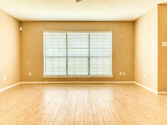 5th image of 3707 Margaret St
